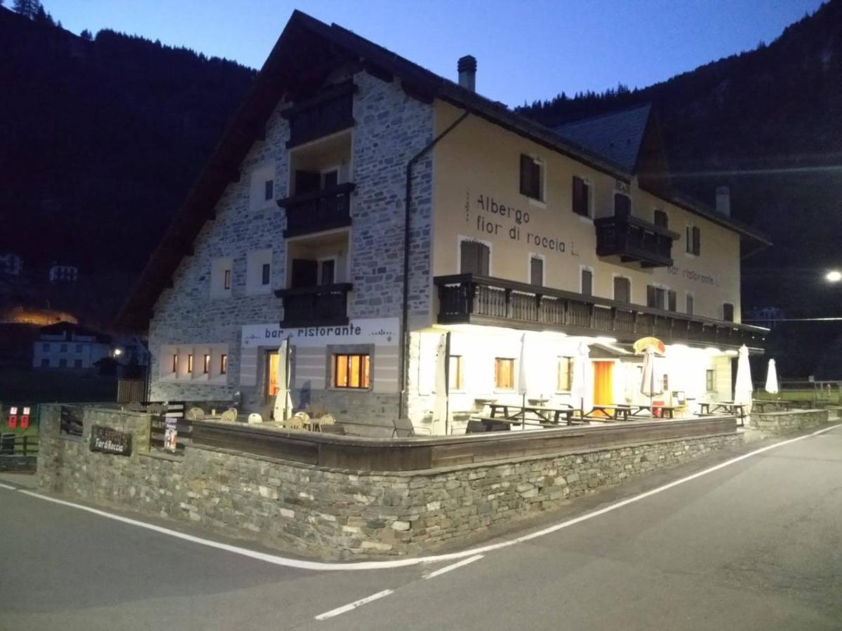 Fior Di Roccia - Valmalenco - Hotel & Mountain Restaurant Lanzada Exterior photo