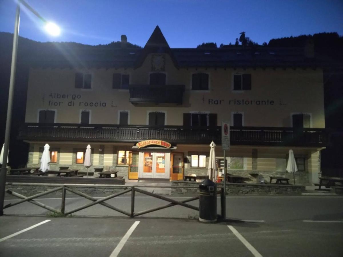 Fior Di Roccia - Valmalenco - Hotel & Mountain Restaurant Lanzada Exterior photo